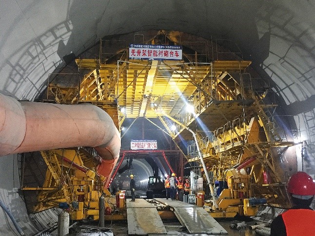 机械化快速施工配套设备.jpg